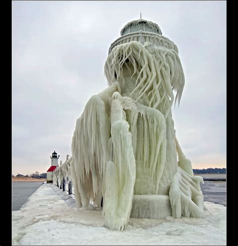 Every Day Is Special: August 7, 2012 - National Lighthouse Day