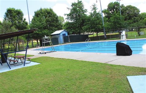 Opening Day for La Grange Pool is Saturday | The Fayette County Record