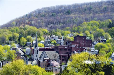 Pottsville Pennsylvania Photograph by Bill Cannon