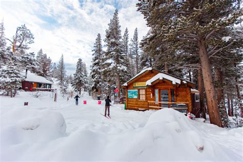 Snowshoeing & Cross-Country Skiing in Mammoth Lakes | Mammoth Mountain ...