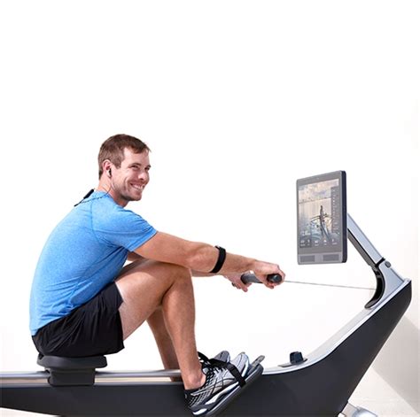 Hydrow Review 2024 - Our Full HYDROW Rowing Machine Assessment