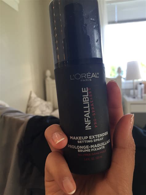 L'Oreal Infallible Makeup Extender Setting Spray reviews in Setting ...