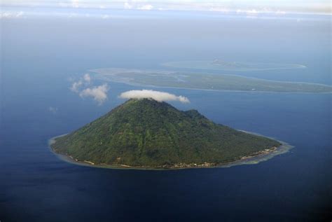 Ternate Island, Indonesia | Flickr - Photo Sharing!