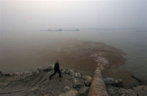 20+ Shocking Photos Showing How Bad Pollution In China Has Become