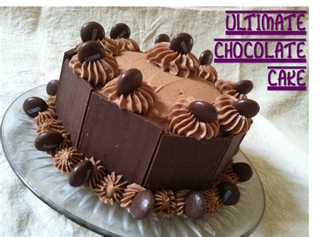 Julie Vision in the Kitchen: Ultimate Chocolate Cake + Decorating Tutorial