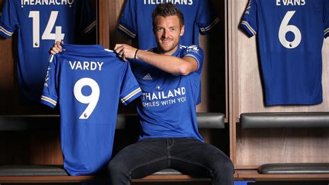 Jamie Vardy Extends Leicester City Contract To 2023