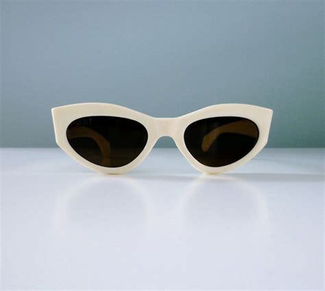 1960s Cat Eye Sunglasses 60s Mod White Shades Vintage Space | Etsy ...