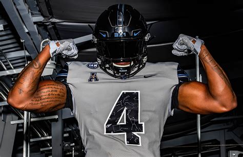 UCF Knights Unveil New Space-Themed Alternate Uniforms – SportsLogos.Net News