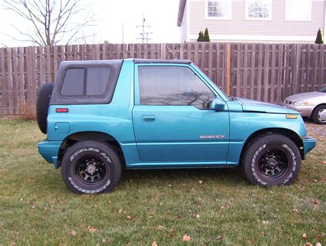 1992 Suzuki Sidekick 4x4 M/T 141K Miles Hard Top CD Great Shape NO RESERVE