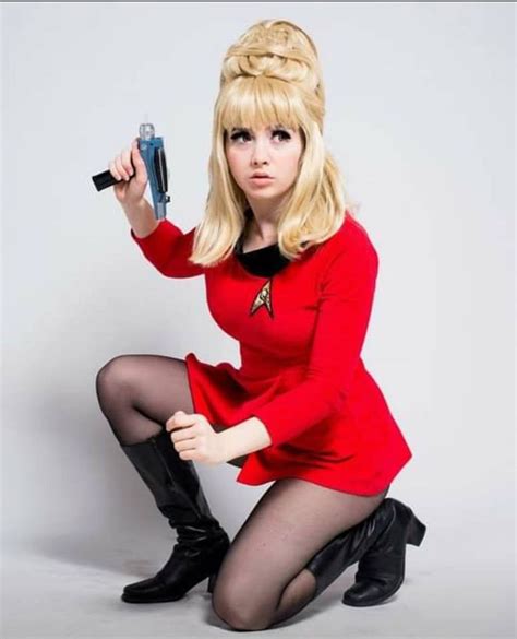 Pin by Da Jinx on Star Trek & Space girls | Star trek cosplay, Star ...