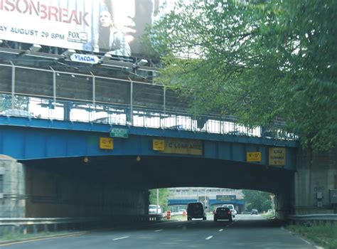 Hutchinson River Parkway South - AARoads - New York