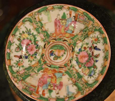 Small Famille Rose Plate - People's Republic? | Collectors Weekly