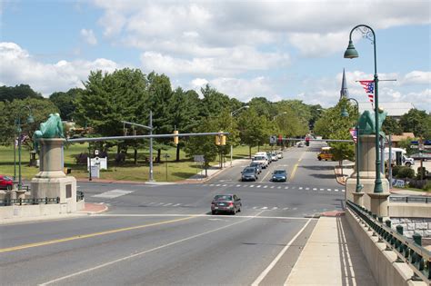 Frog Bridge, Willimantic – CT Monuments.net