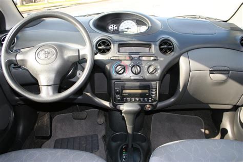 2003 Toyota ECHO - Information and photos - MOMENTcar