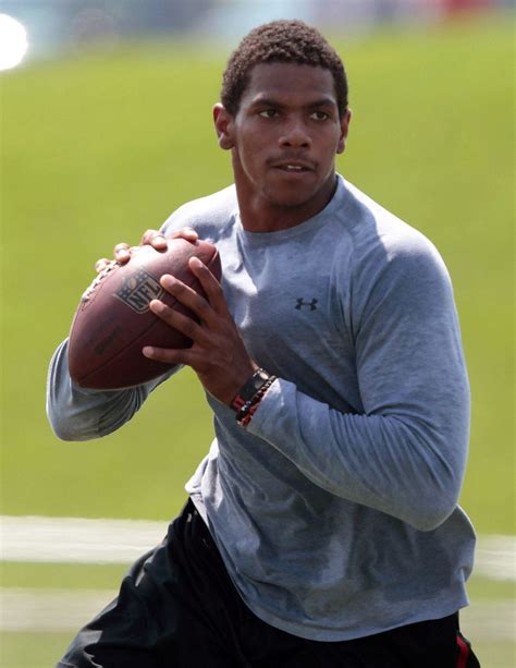 Terrelle Pryor selected by Raiders in third round of NFL supplemental ...