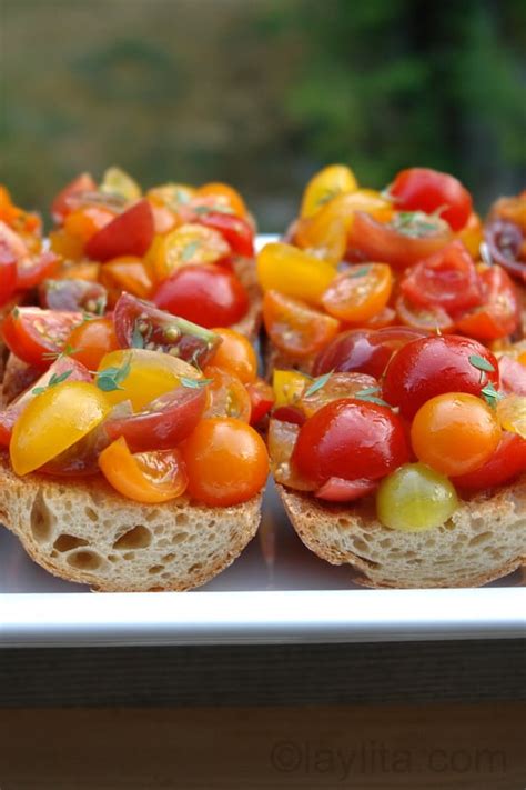 Tomato bruschetta recipe - Laylita's Recipes