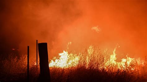 Wildfire in California forces evacuation and highway closures – NBC Los Angeles