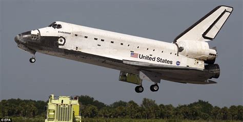 Space Shuttle Endeavour lands back on Earth | Daily Mail Online