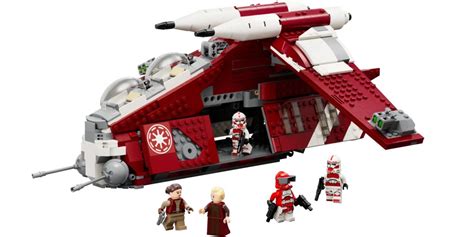 LEGO Star Wars Officially Reveals Palpatine’s Clone Wars Gunship