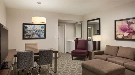 Hotels in Washington DC - Embassy Suites near Georgetown