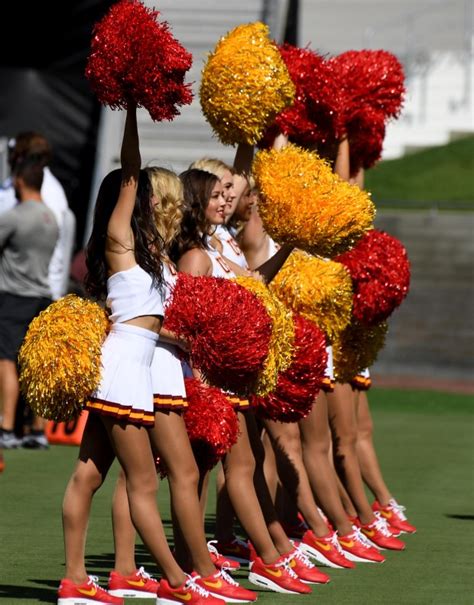 Usc Football Cheerleaders 2019