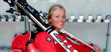 Lara Gut biography. Swiss alpine skier