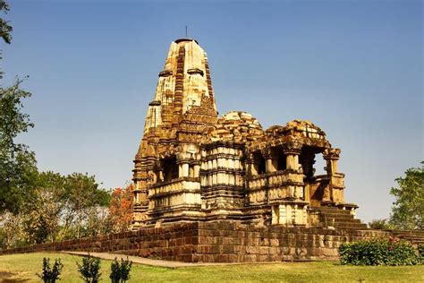 21 Must Visit Temples in Khajuraho | Best Temples of Khajuraho