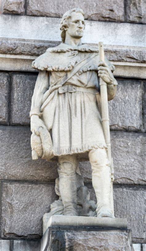 Photo: Statue of the Colonial Frontiersman, Point Pleasant Battle Monument