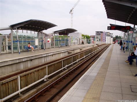 Picture of Docklands Light Railway station at Deptford Bridge : TheTrams.co.uk