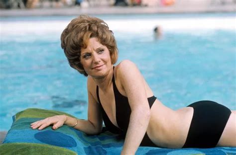 Coronation Street legend Barbara Knox, 85, stuns in bikini throwback ...