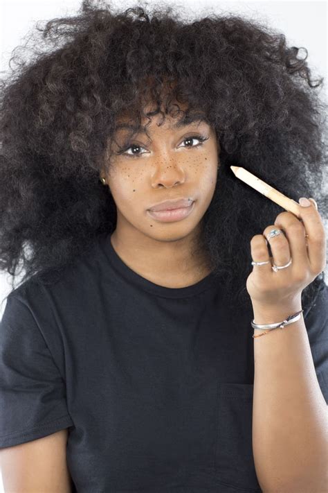 It was a good day when I realized SZA had freckles Black Women Fashion ...