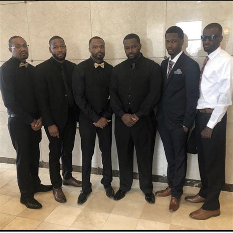 Melly from 051 actually wearing a suit at a funeral : r/Chiraqology