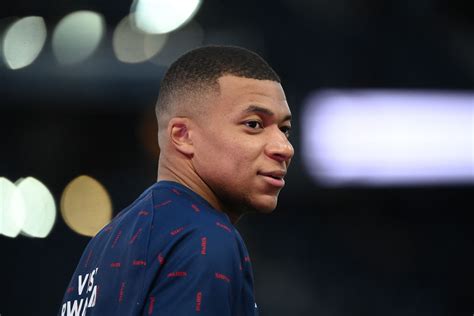 Kylian Mbappe undecided between two options on the table - Madrid Universal