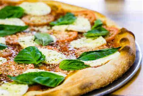 Best Pizza in Milwaukee - Thrillist