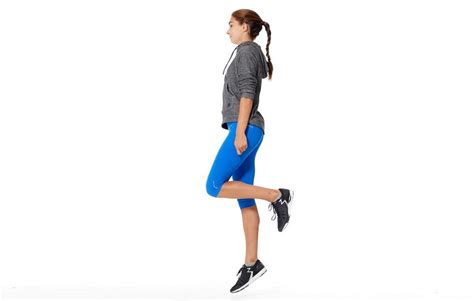 Grow And Sculpt Strong Calves With These 6 Body Weight Exercises ...