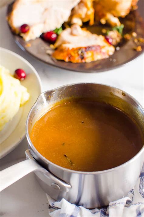 Turkey Gravy Recipe {With or Without Drippings} - iFOODreal.com