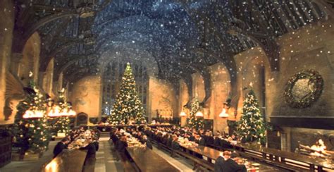 Harry Potter Fans Can Have Christmas Dinner in Hogwarts' Great Hall ...