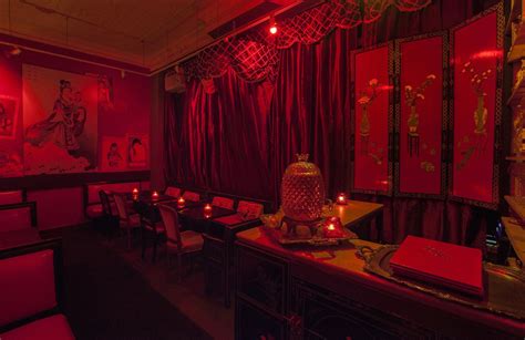 15 of the Most Fashionable Red Restaurants and Bars for Galentine ...