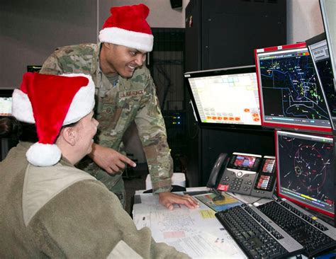 Where is Santa right now? Find out here with the live 2022 NORAD Santa ...