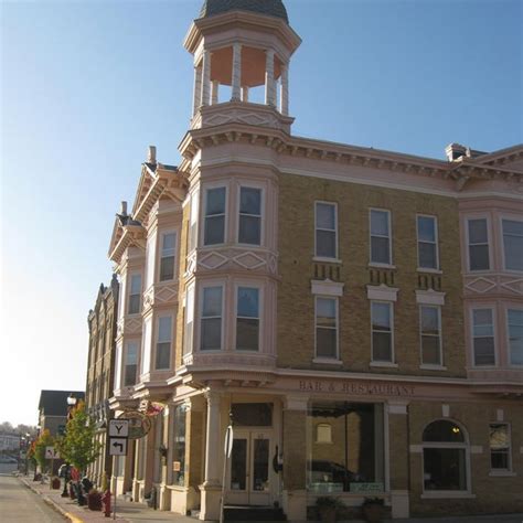 Audubon Inn - Mayville, WI