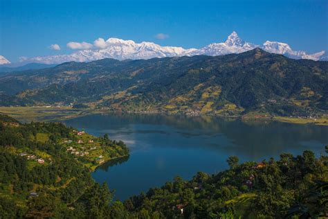 File:Phewa lake, Pokhara.jpg - Wikimedia Commons