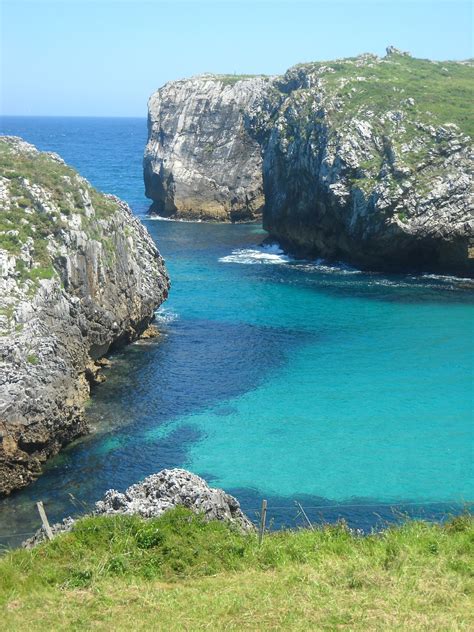 Playa de Cué, Llanes, Asturias - España - Turismo Rural Asturias | Playas de asturias, España ...