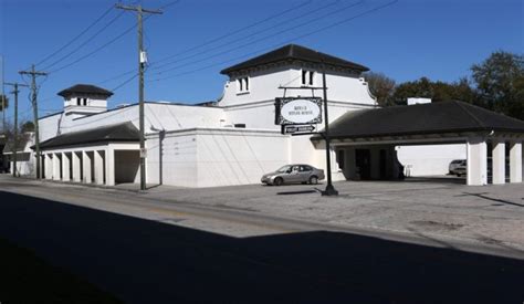 Bern's Steak House: Tampa Favorite Since 1956