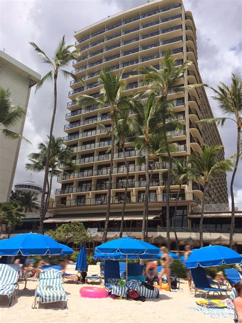 Hawaii Mom Blog: Visit Oahu: Outrigger Waikiki Beach Resort