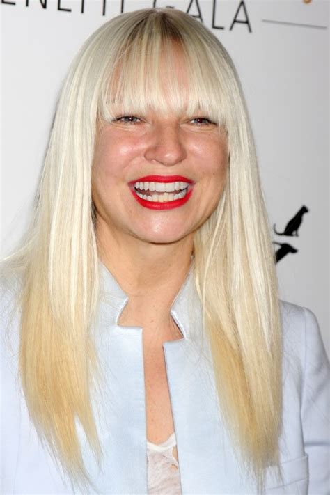 Sia Furler's Hairstyles & Hair Colors | Steal Her Style