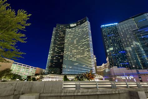 15 Tallest Buildings in Las Vegas - RTF | Rethinking The Future