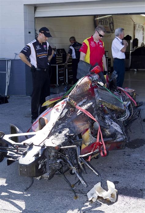 Dan Wheldon dies following Indycar crash in Vegas | Vehicles