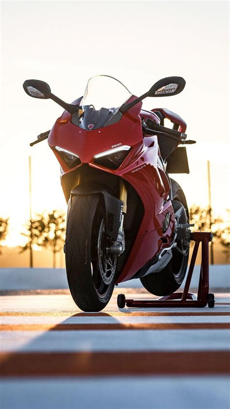 Ducati Panigale V4 Motorcycle Wallpapers - Top Free Ducati Panigale V4 ...