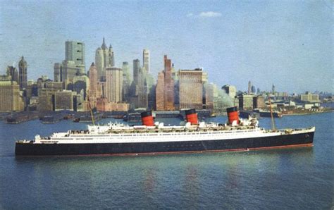 RMS Queen Mary at New York City. She sailed 1934 to 1967 between ...