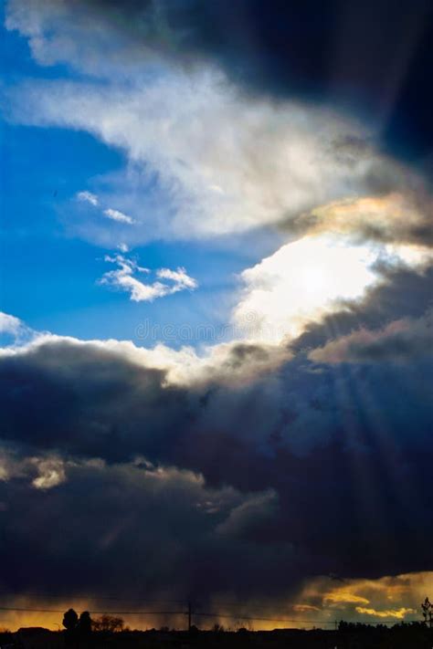 Storm Cloud Sunburst Blue Sky Stock Image - Image of sunrays, sunburst: 168084847